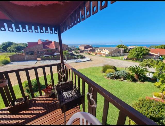 4 BEDROOM HOUSE FOR SALE IN WAVECREST